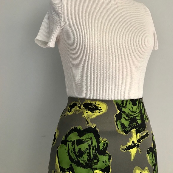 Skirt - Picture 2 of 4